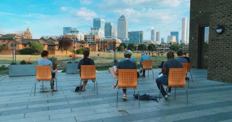 outdoor art class, poplar union, workshop, painting class, landscape painting drawing tower hamlets poplar, east london, Canary Wharf, arts centre